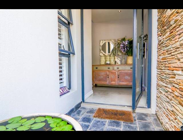 3 BEDROOM HOUSE FOR SALE IN COPPERLEAF ESTATE